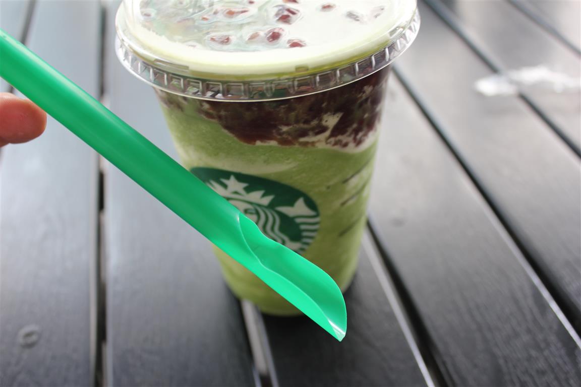 Asia Starbucks Red Bean Frapp with straw (Medium)