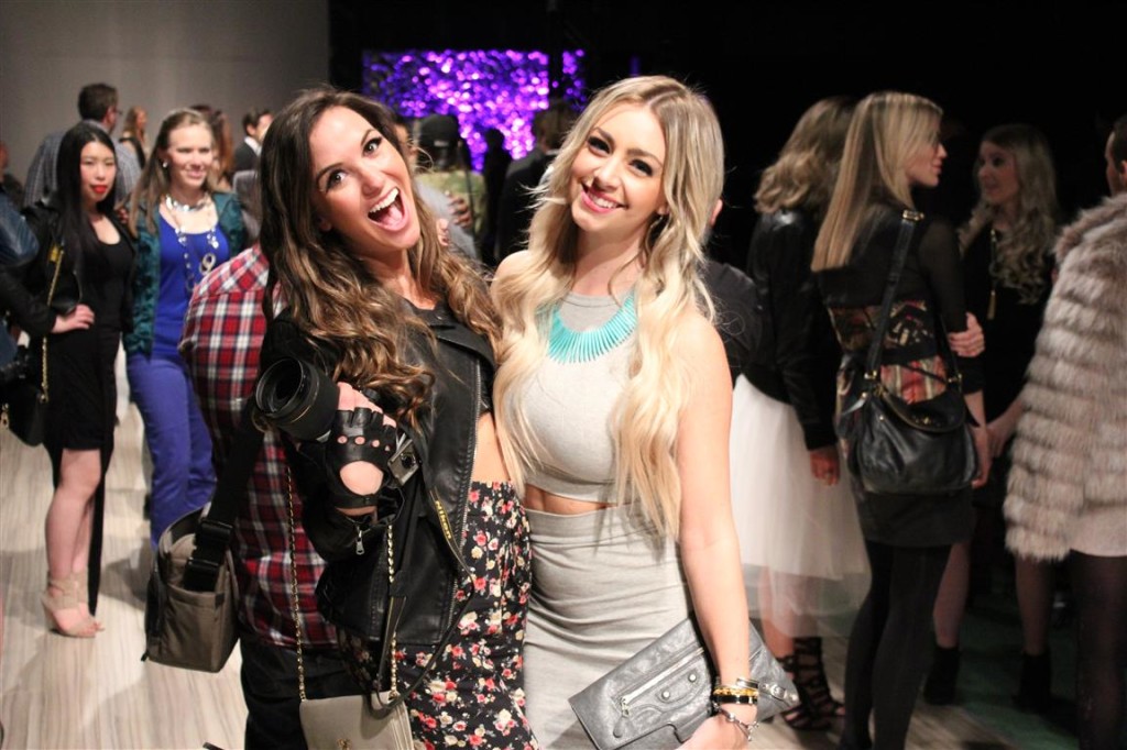 PARK show sexy girls