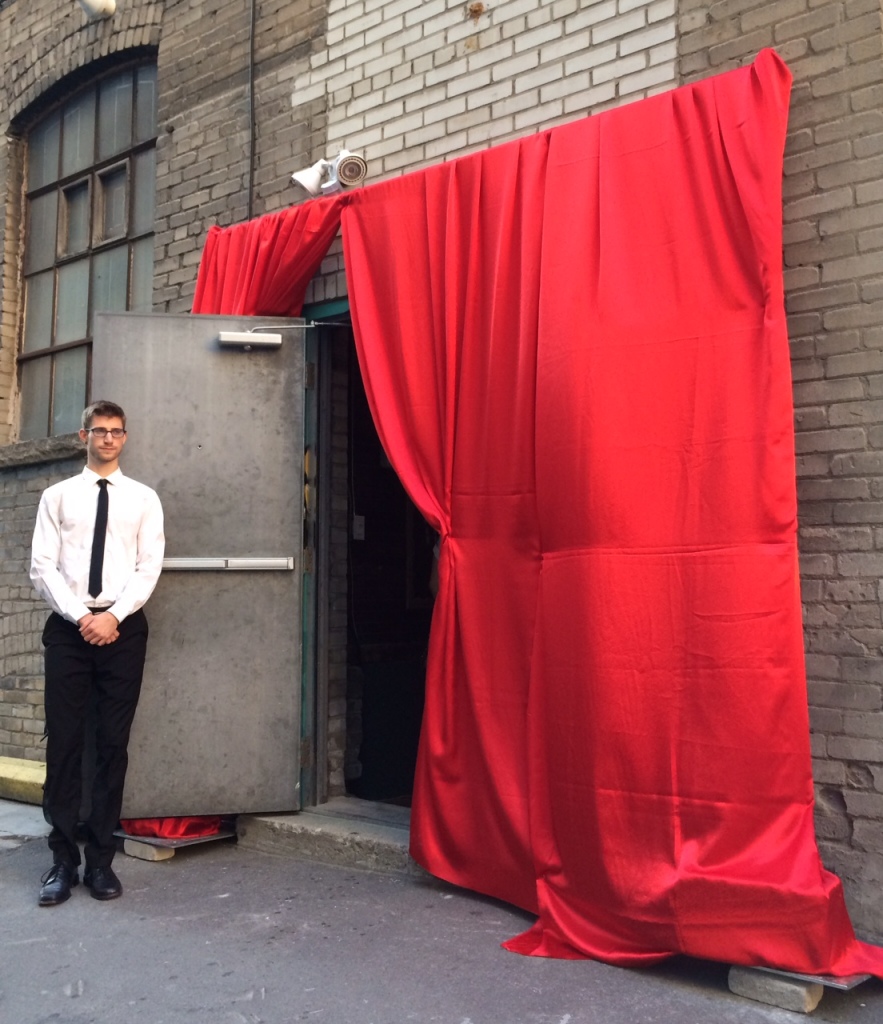 Secret_Entrance_Wine_Cave