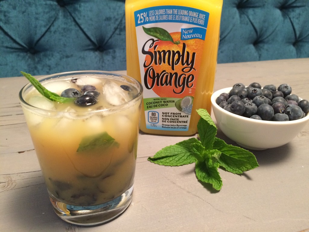 Blueberry Mint Simply Orange Mimosa w Product