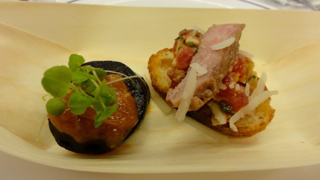 Viva_Las_Tapas_SIAL_16_Black_Pudding_With_Tomato_Apple_Quince_Chutney