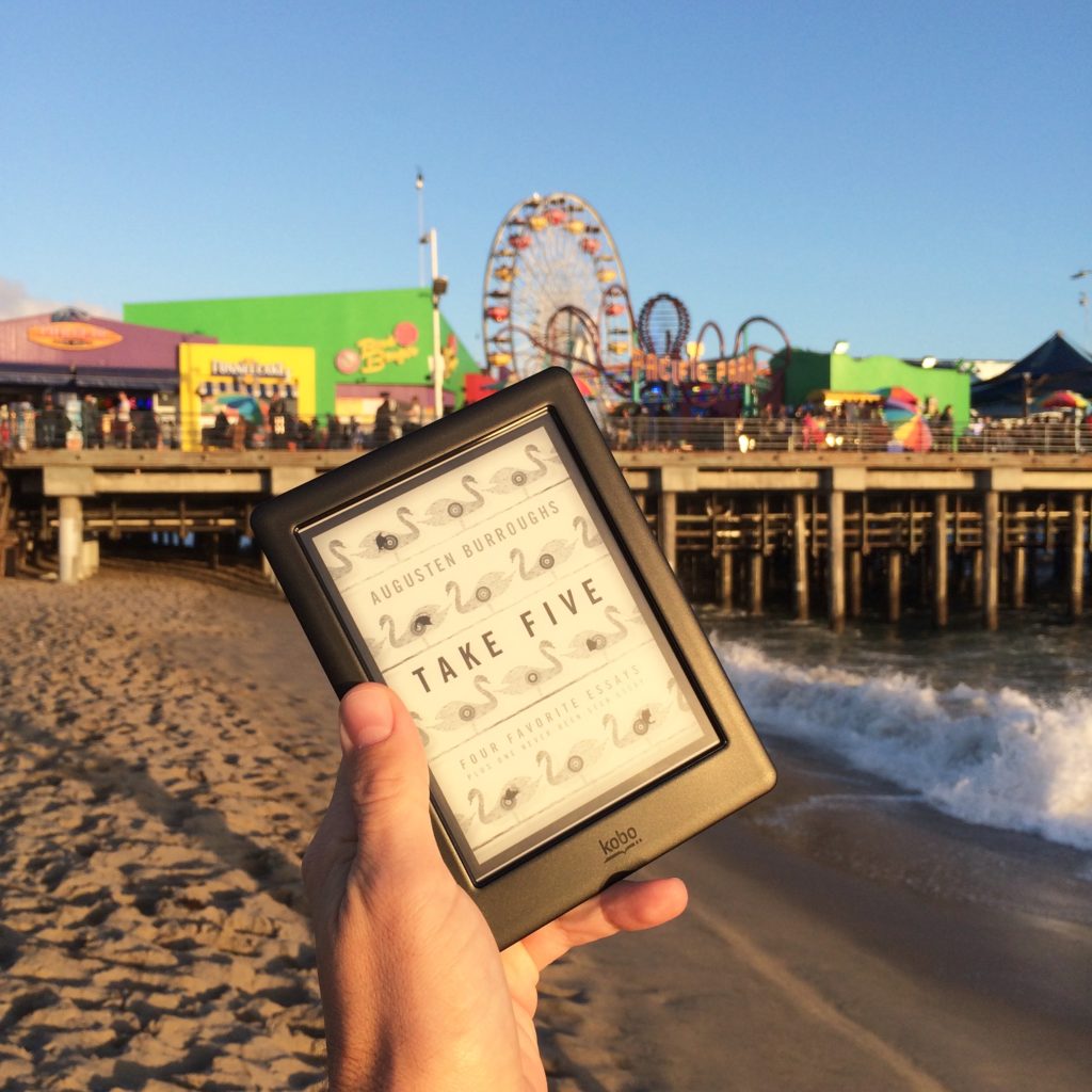 Kobo Glo HD Santa Monica Beach