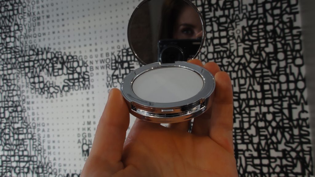 The_Guest_Editor_Glow_The_Estée_Edit_Flash_Photo_Powder_Sephora (1)