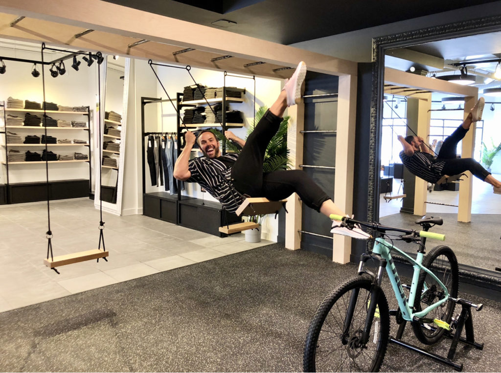 DUER swingset Calgary store 